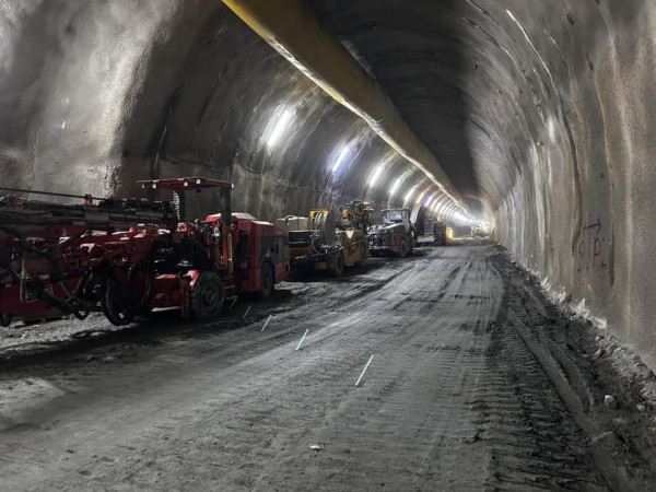 Tunnel construction